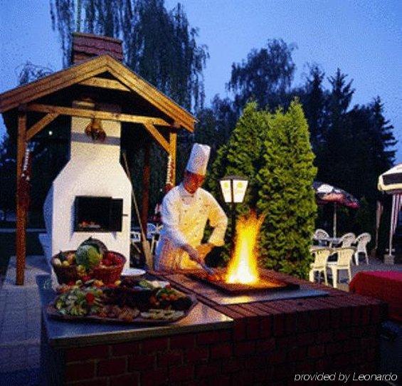 Hotel Nagyerdo Debrecen Restaurant foto